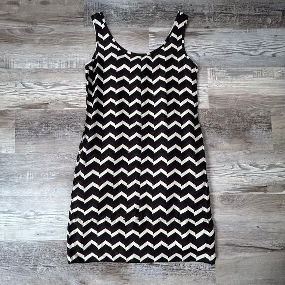 Rag & Bone Black White Chevron Tank Dress 100% Silk Size S Made in USA - Picture 1 of 6